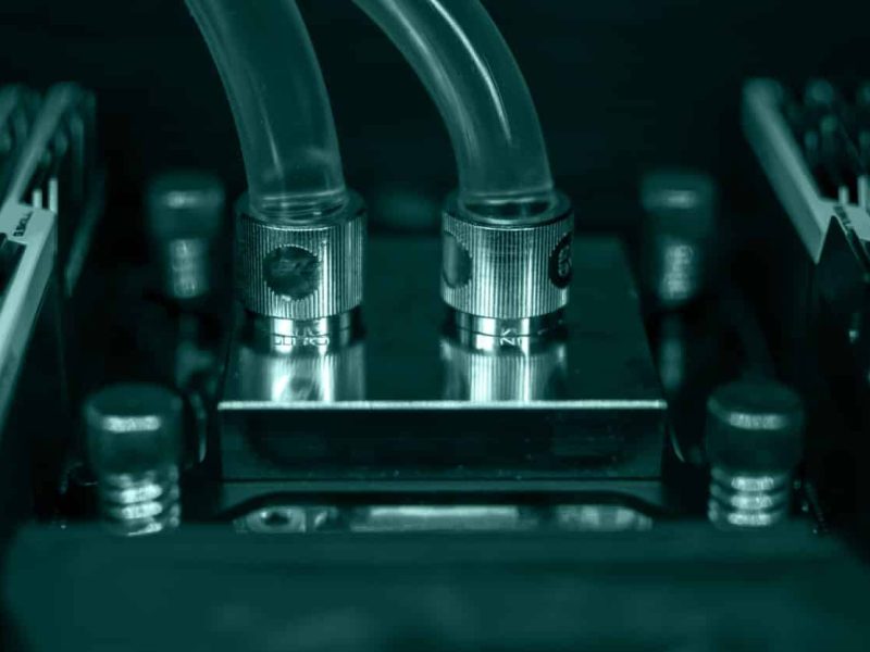 Vertiv clôture l'acquisition de PurgeRite pour environ 1 milliard de dollars afin de renforcer son engagement dans la refroidissement liquide pour les centres de données