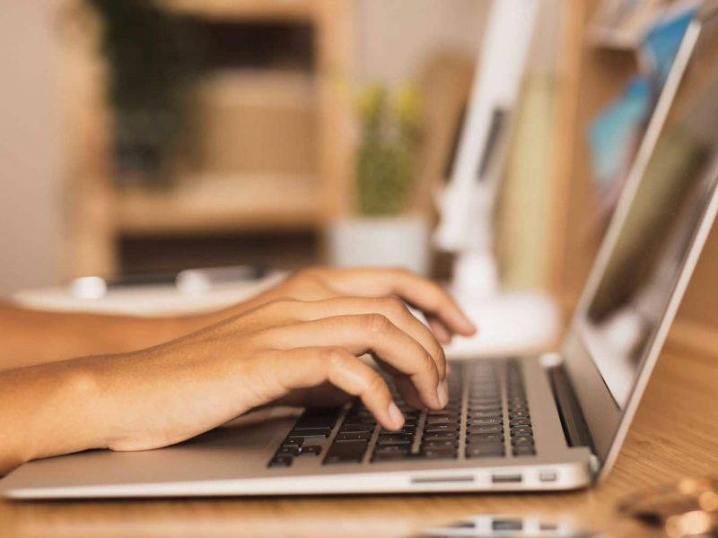 Virtual Cable et NComputing offrent une alternative durable pour le poste de travail numérique face à la fin du support de Windows 10.
