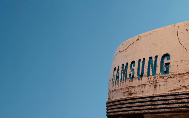 Samsung Electronics mise sur la robotique du futur : Acquisition de 35 % de Rainbow Robotics et création d'un bureau de robotique.